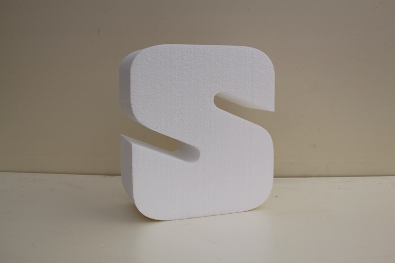 Letter cake dummies with straight edges of 4 cm high