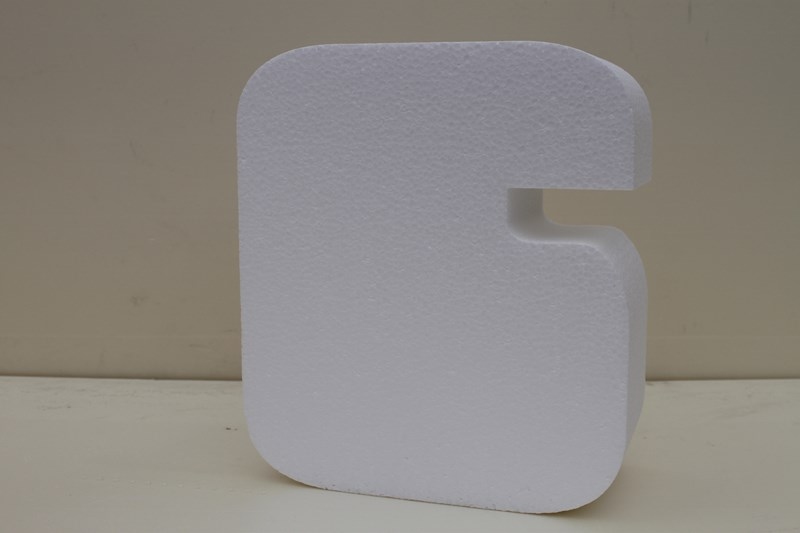 Number cake dummies with straight edges of 5 cm high